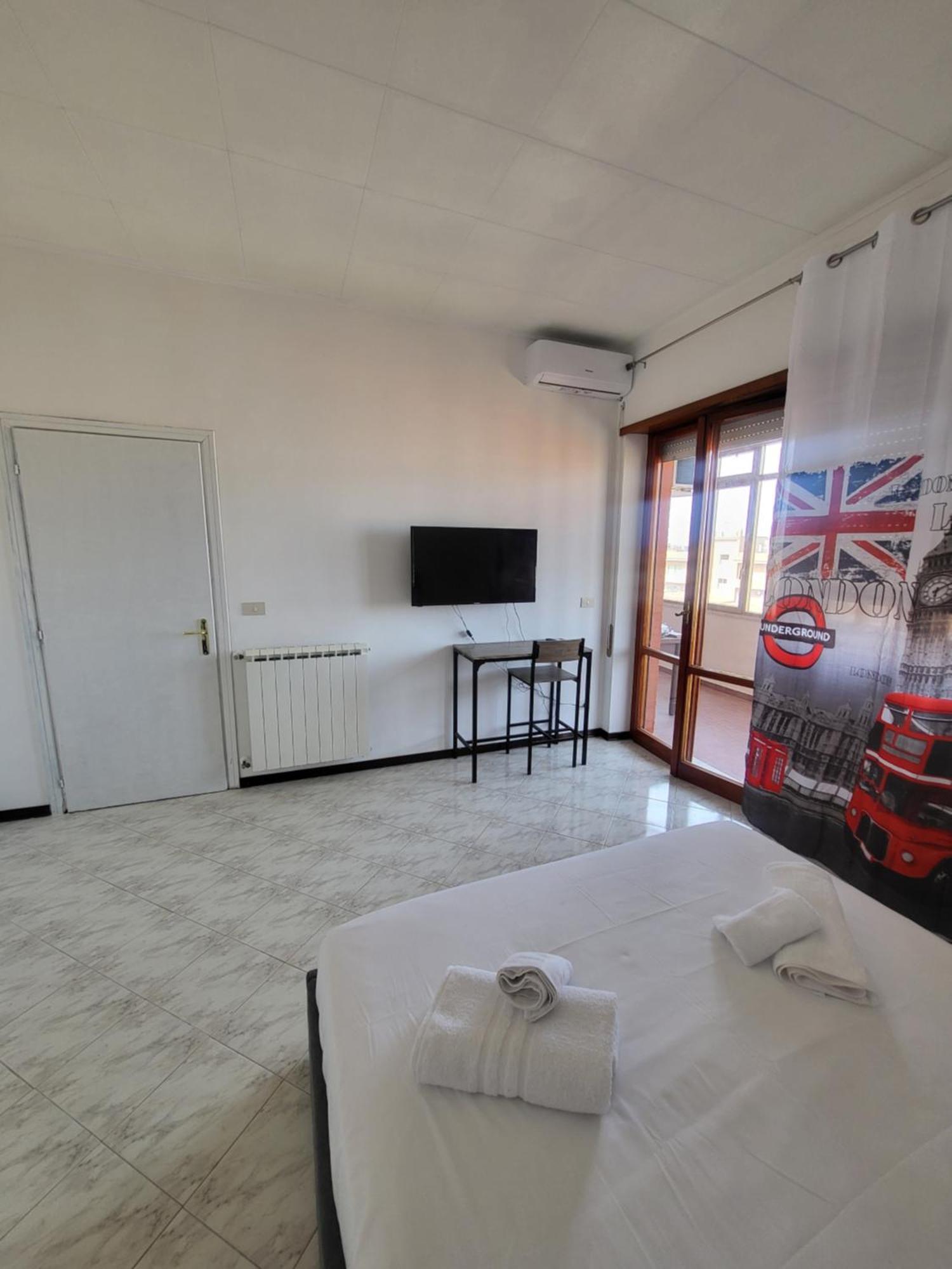 Leonardo Da Vinci Guest House Fiumicino Exterior foto